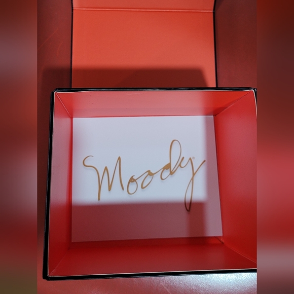 Moody guitar strap BOX ONLY - Picture 9 of 10